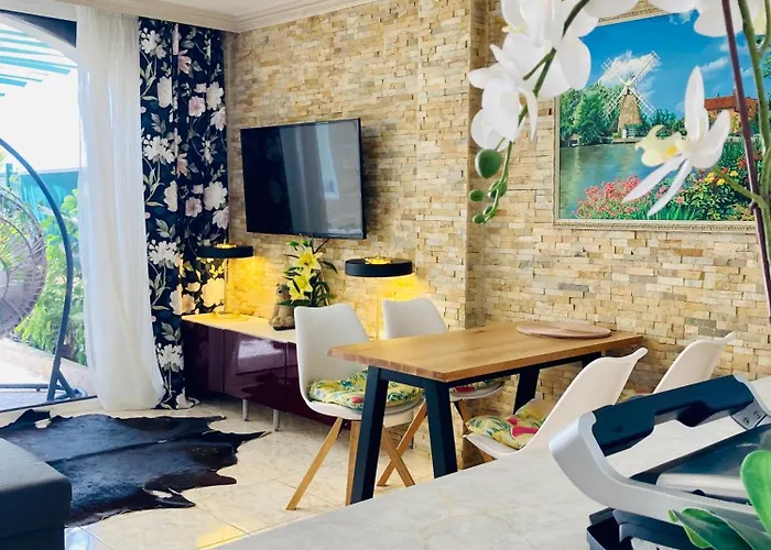 Beachfront Private In Pueblo Torviscas Sunset Harbour Διαμέρισμα *