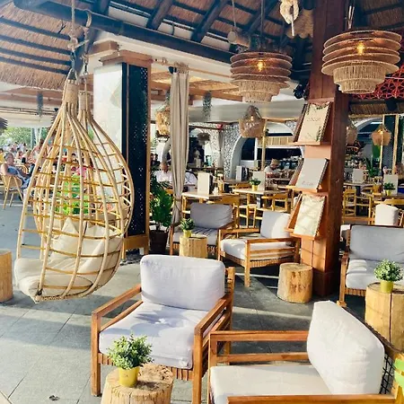 Beachfront Private In Pueblo Torviscas Sunset Harbour アデヘ