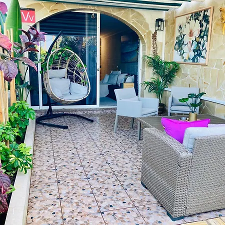 アパート Beachfront Private In Pueblo Torviscas Sunset Harbour アデヘ