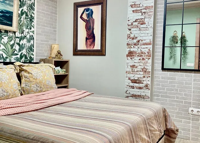 Beachfront Private In Pueblo Torviscas Sunset Harbour Appartamento *